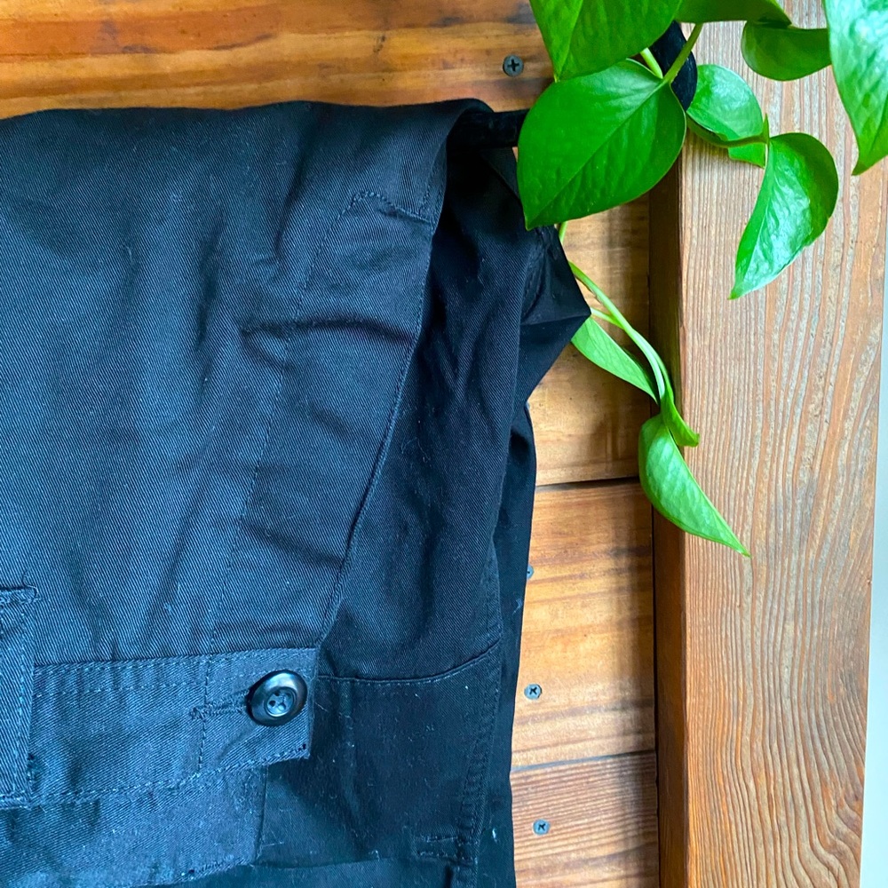 Black Cargo Pants!
